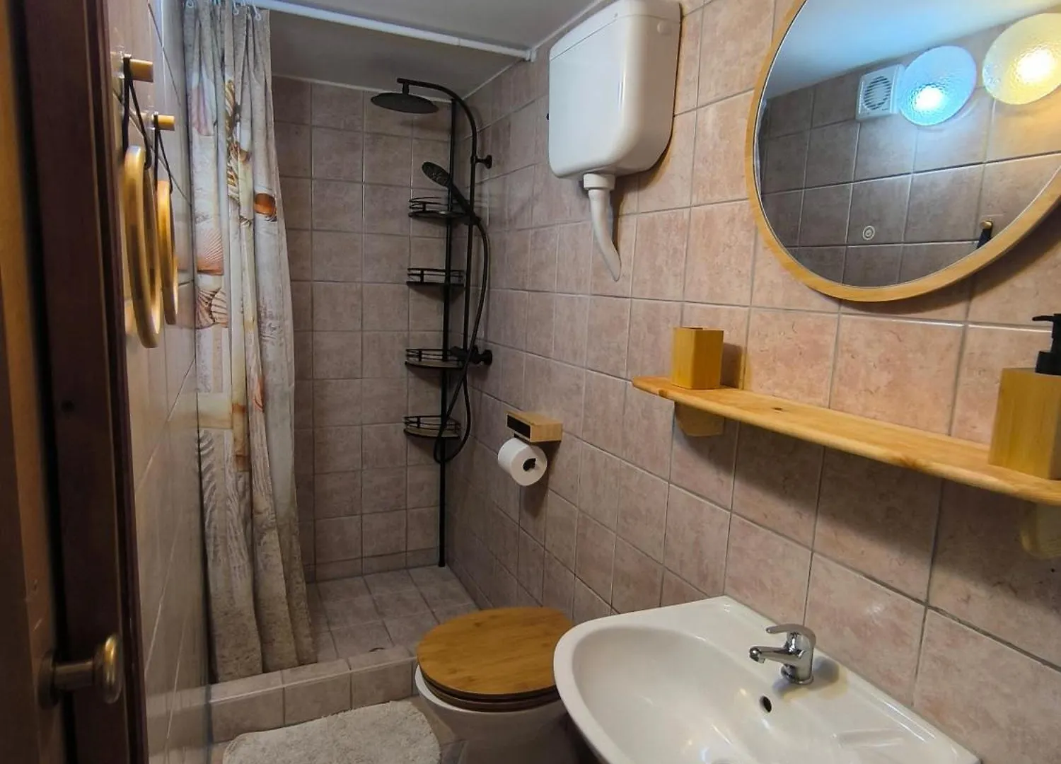 Little Gem Apartment Banjole Croatia